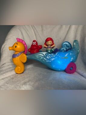 Disneys Ariel Little People carriage